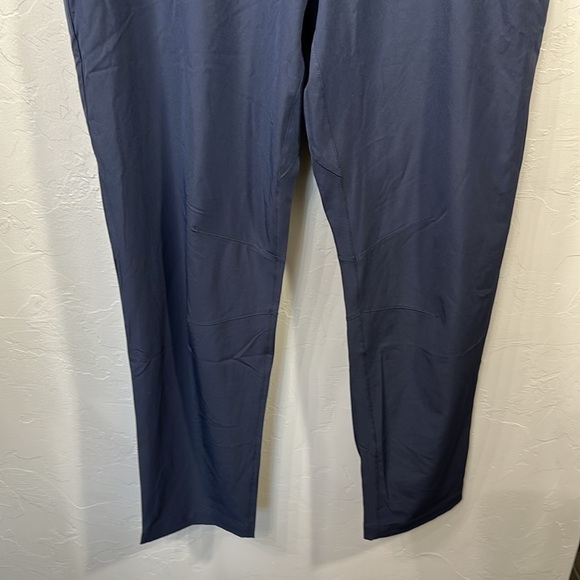 Fabletics The Only Pant navy blue size large.NWT - Picture 3 of 11
